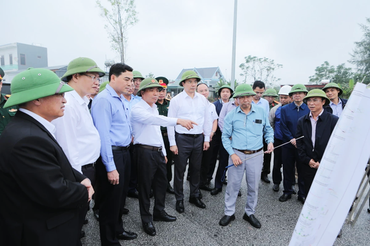 Xây dựng nền hành chính vì người dân, doanh nghiệp
