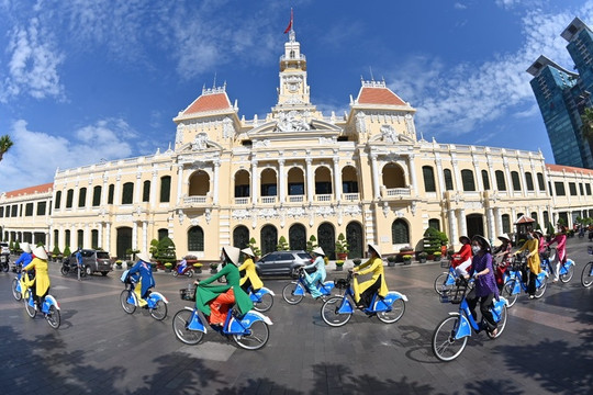 Du lịch khởi đầu sôi động, hướng tới đón 175 triệu lượt khách