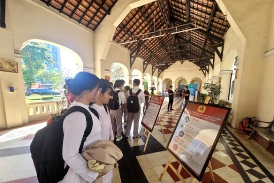 TP. Hồ Chí Minh: Ngành giáo dục cảnh báo thủ đoạn lừa đảo, bắt cóc học sinh qua mạng