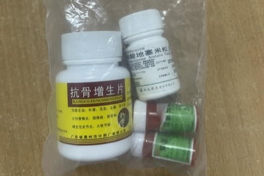Tự ý dùng thuốc giảm đau, người bệnh nhập viện vì suy thận cấp