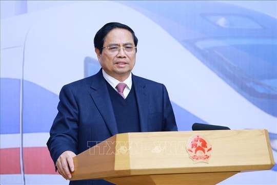 Thủ tướng Phạm Minh Chính: Thực hiện nghiêm túc "3 tập trung" cho các dự án đường sắt