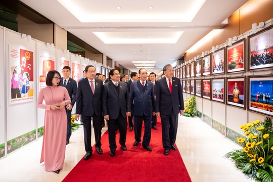 Tổng Bí thư Tô Lâm và lãnh đạo Đảng, Nhà nước tham quan Triển lãm “80 năm Quốc hội Việt Nam đồng hành cùng dân tộc”