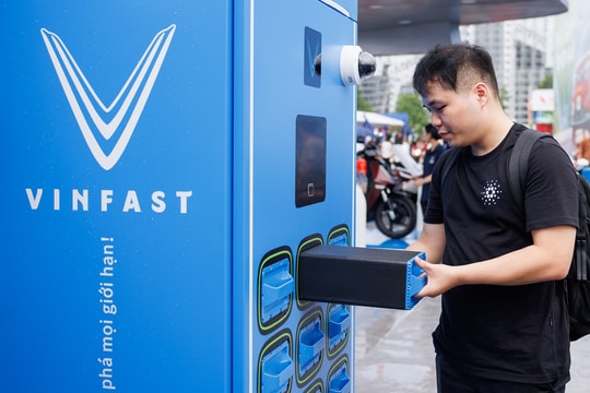 TP. Hồ Chí Minh: Sắp công bố các tuyến đường được phép lắp tủ đổi pin xe máy điện