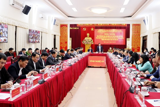 Chuyển đổi số và đổi mới sáng tạo ở Nghệ An: Lấy sự thụ hưởng của người dân làm thước đo