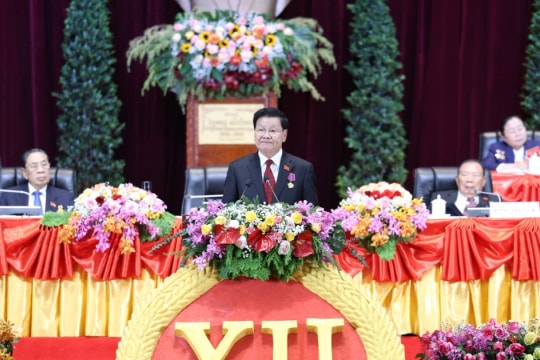 Vietnamese Party chief congratulates Lao counterpart on re-election