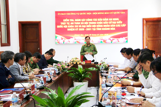 Tiểu ban Bảo đảm an ninh, trật tự, an toàn xã hội làm việc với Ủy ban Bầu cử tỉnh Khánh Hòa