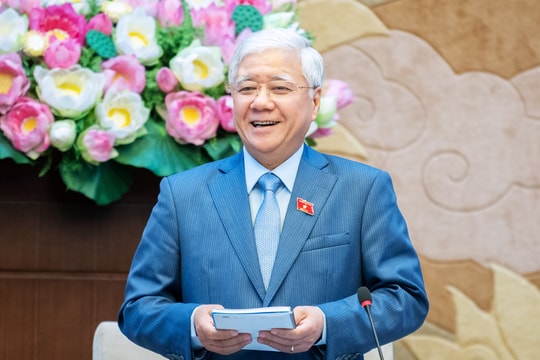 Phó Chủ tịch Thường trực Quốc hội Đỗ Văn Chiến gặp mặt Đoàn ĐBQH và Hội Doanh nhân trẻ tỉnh Bắc Ninh