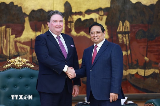 Thủ tướng Phạm Minh Chính tiếp Đại sứ Hoa Kỳ tại Việt Nam Marc Knapper đến chào từ biệt