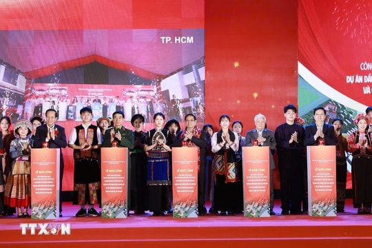 Thủ tướng dự khởi công 3 ngôi trường của “tình dân tộc, nghĩa đồng bào”