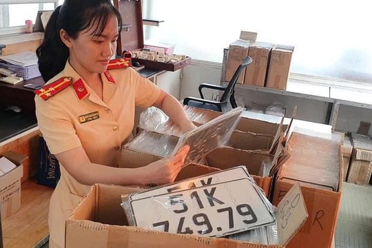 TP. Hồ Chí Minh: Lệ phí đăng ký, cấp biển số xe