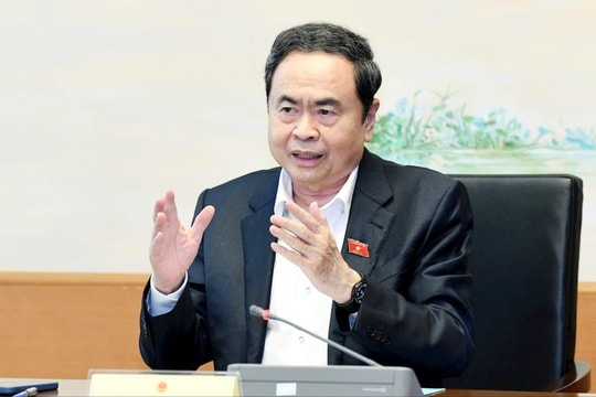 Chủ tịch Quốc hội Trần Thanh Mẫn ký ban hành các Nghị quyết của Ủy ban Thường vụ Quốc hội
