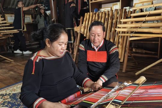 Đắk Lắk đưa bản sắc buôn làng lên không gian số