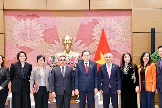 Outgoing Cambodian, US and Philippine Ambassadors bid farewell to NA Chairman