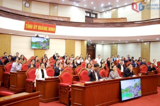 Quảng Ninh lấy ý kiến cử tri nơi công tác đối với người được giới thiệu ứng cử ĐBQH và HĐND tỉnh
