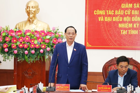 Phó Chủ tịch Quốc hội, Thượng tướng Trần Quang Phương giám sát, kiểm tra công tác bầu cử tại Thanh Hóa