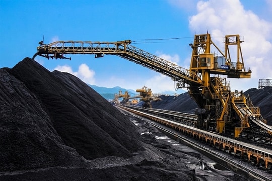 Nghịch lý cổ phiếu KSV: Thị giá "bay cao" khi bài toán sở hữu 10% vẫn chưa có lời giải
