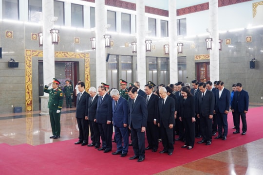Cử hành trọng thể Lễ viếng Đại tướng Lê Văn Dũng theo nghi thức Lễ tang cấp Nhà nước