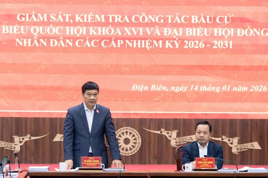 Phó Chủ tịch Quốc hội Vũ Hồng Thanh giám sát, kiểm tra công tác bầu cử tại Điện Biên