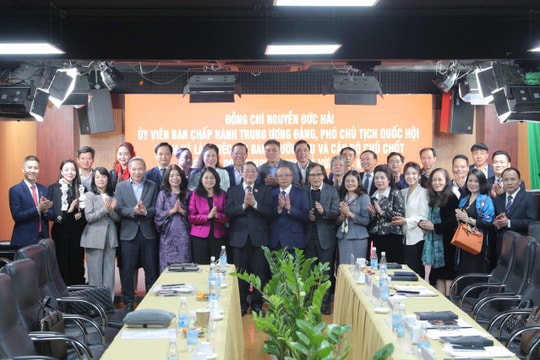 Phó Chủ tịch Quốc hội Nguyễn Đức Hải: Đề nghị Hiệp hội Doanh nghiệp nhỏ và vừa tham gia sâu hơn vào hoàn thiện thể chế