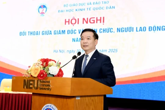 Phát triển tiếng Anh thành ngôn ngữ thứ hai: "Chìa khóa" đưa Đại học Kinh tế Quốc dân vươn tầm châu Á