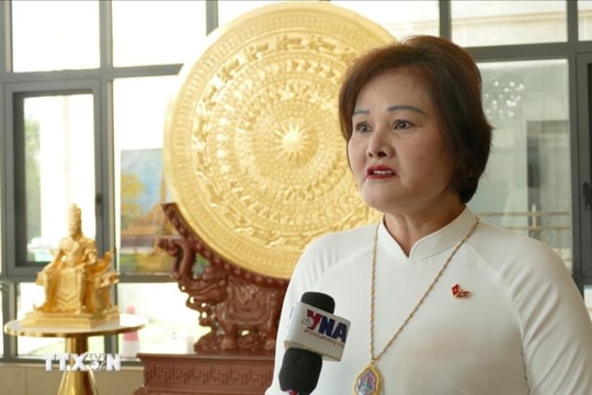 Cộng đồng người Việt tại Lào tin tưởng vào sự phát triển phồn vinh