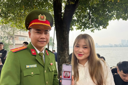 Công an phường Tây Hồ: Lan tỏa thông điệp “Triệu trái tim – chung nhịp đập” hướng về Đại hội XIV của Đảng