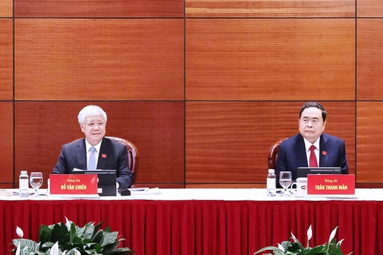 Đoàn đại biểu Đảng bộ Quốc hội thảo luận về các văn kiện trình Đại hội XIV của Đảng