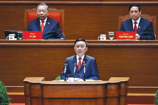 Tập trung lãnh đạo, chỉ đạo thực hiện thật tốt công tác xây dựng, chỉnh đốn Đảng để Đảng ta thực sự là đạo đức, là văn minh