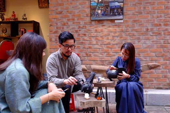 "Theo dấu chân ngựa Gióng" - workshop sơn mài miễn phí tôn vinh di sản Việt