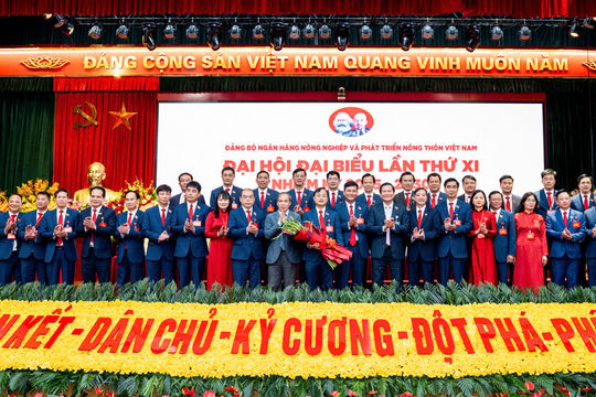 Đảng bộ Agribank bản lĩnh tiên phong - vươn tầm dẫn dắt, cùng đất nước tiến bước vào kỷ nguyên mới