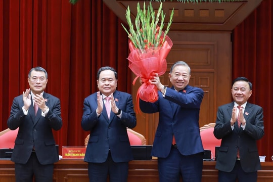 Thống nhất tuyệt đối bầu đồng chí Tô Lâm tiếp tục giữ chức Tổng Bí thư