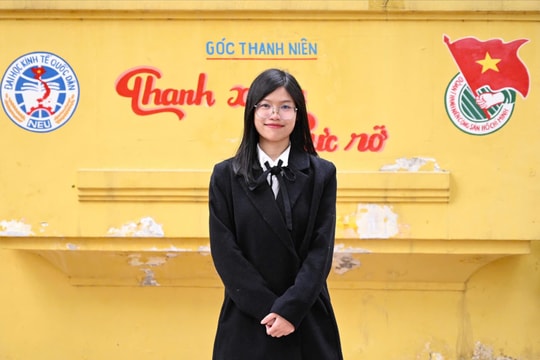Nữ sinh Đại học Kinh tế Quốc dân trúng tuyển thạc sĩ Đại học Thanh Hoa