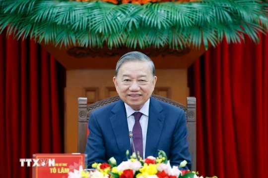 Tổng thống Liên bang Nga Vladimir Putin điện đàm với Tổng Bí thư Tô Lâm