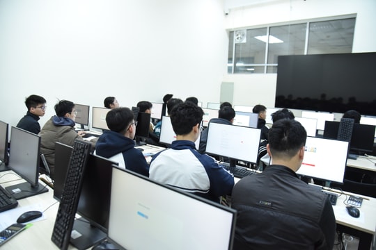 Công bố kết quả thi Đánh giá tư duy đợt 1, điểm trung bình là 54.01/100