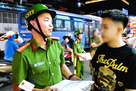 TP. Hồ Chí Minh: Kiên quyết xử lý vi phạm lấn chiếm vỉa hè, lòng, lề đường