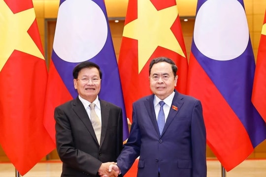 NA leader pledges expanding ties with Lao parliament to new areas