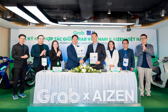 Grab Việt Nam hợp tác với AIZEN Việt Nam mang đến giải pháp thuê xe máy điện cho đối tác tài xế Grab