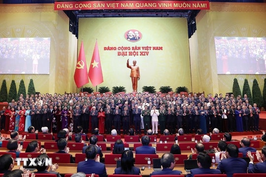 14th Party Congress: Vietnam steadfastly pursues right development path