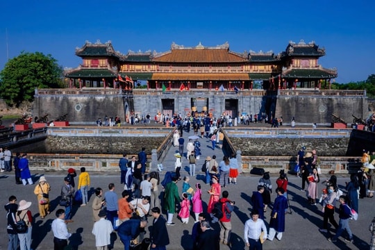 Ngành du lịch, vận tải chủ động chuẩn bị cho cao điểm Tết Nguyên đán
