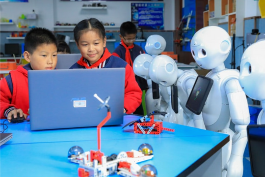 Từ lớp 3 đã học AI: Cách Trung Quốc xây nền nhân lực cho tương lai công nghệ