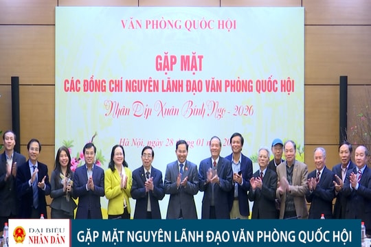 Tổng Thư ký Quốc hội, Chủ nhiệm Văn phòng Quốc hội Lê Quang Mạnh gặp mặt nguyên Lãnh đạo Văn phòng Quốc hội