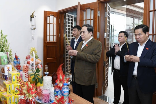 Chủ tịch Quốc hội Trần Thanh Mẫn thăm, tri ân nguyên Lãnh đạo Đảng, Nhà nước