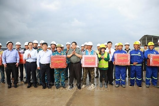 Đẩy nhanh tiến độ các dự án hạ tầng phục vụ Hội nghị APEC 2027