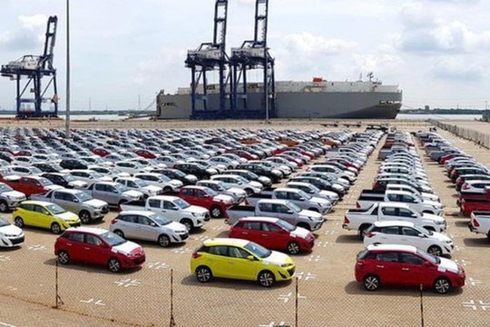 Nhập khẩu ô tô và linh kiện năm 2025 vượt 10 tỷ USD