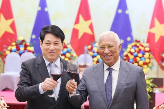 State leader hosts banquet in honour of European Council President