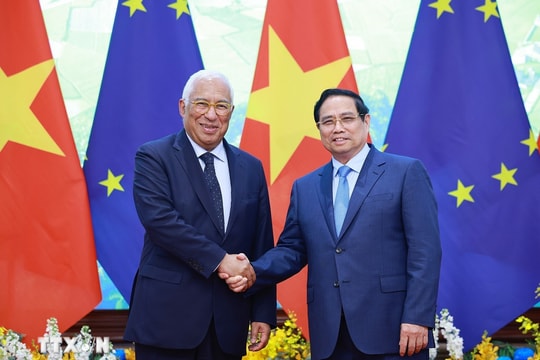 Thủ tướng Phạm Minh Chính hội kiến Chủ tịch Hội đồng châu Âu