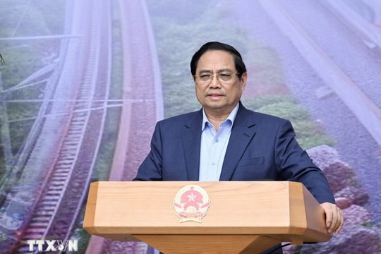 Thủ tướng Phạm Minh Chính: Xem xét cả 3 phương thức công tư với Dự án đường sắt tốc độ cao trên trục Bắc – Nam