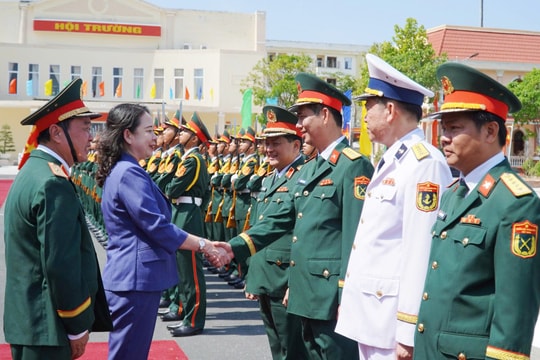 Phó Chủ tịch nước Võ Thị Ánh Xuân thăm, chúc Tết tại Bộ Chỉ huy quân sự tỉnh An Giang