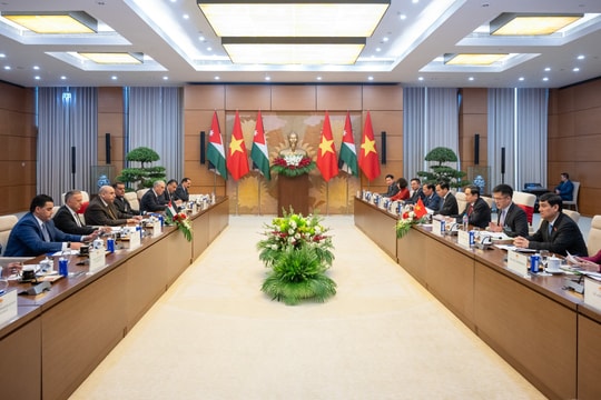 Chủ tịch Quốc hội Trần Thanh Mẫn đón, hội đàm với Chủ tịch Hạ viện Jordan