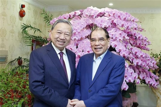 Tổng Bí thư Tô Lâm thăm, chúc Tết nguyên Tổng Bí thư Nông Đức Mạnh